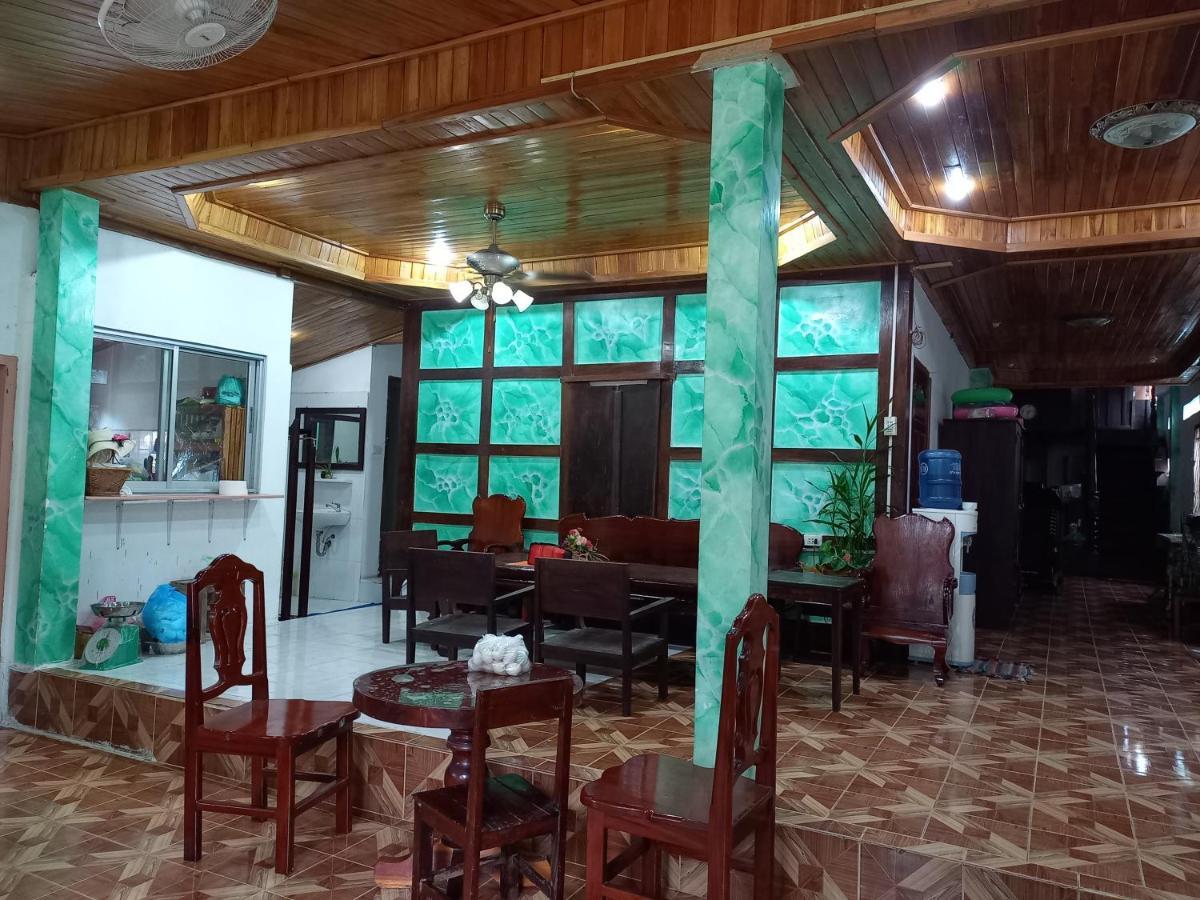 Watthat Backpacker Hostel Luang Prabang Dış mekan fotoğraf