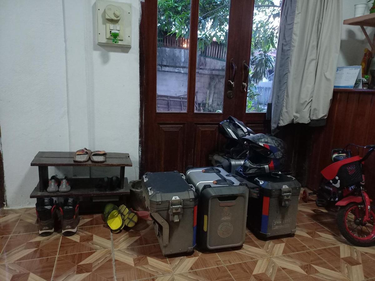 Watthat Backpacker Hostel Luang Prabang Dış mekan fotoğraf